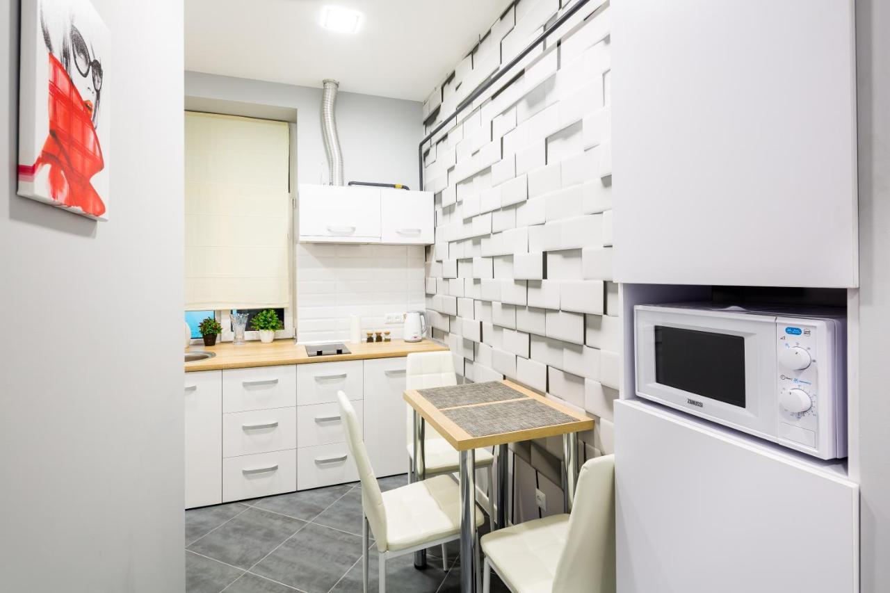 Leogrand Vip Apartments On Pidhirna 3 Lviv Ngoại thất bức ảnh